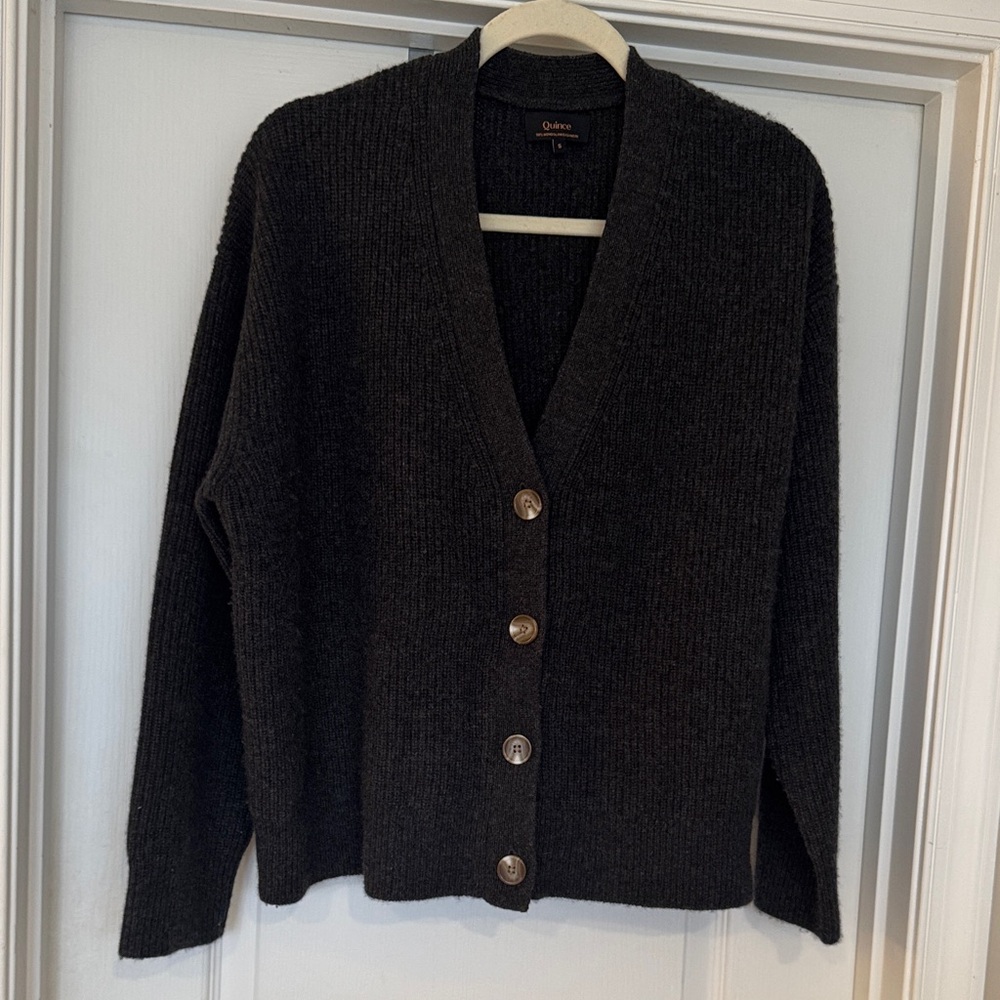 Quince cashmere V-neck cardigan
